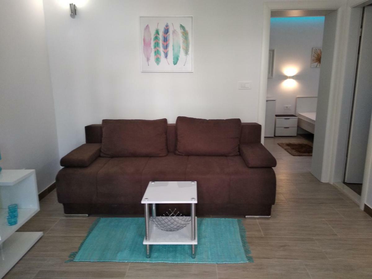Apartment Nives In The City Center - Free Parking Split Exterior foto
